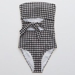 Aerie gingham one piece size M